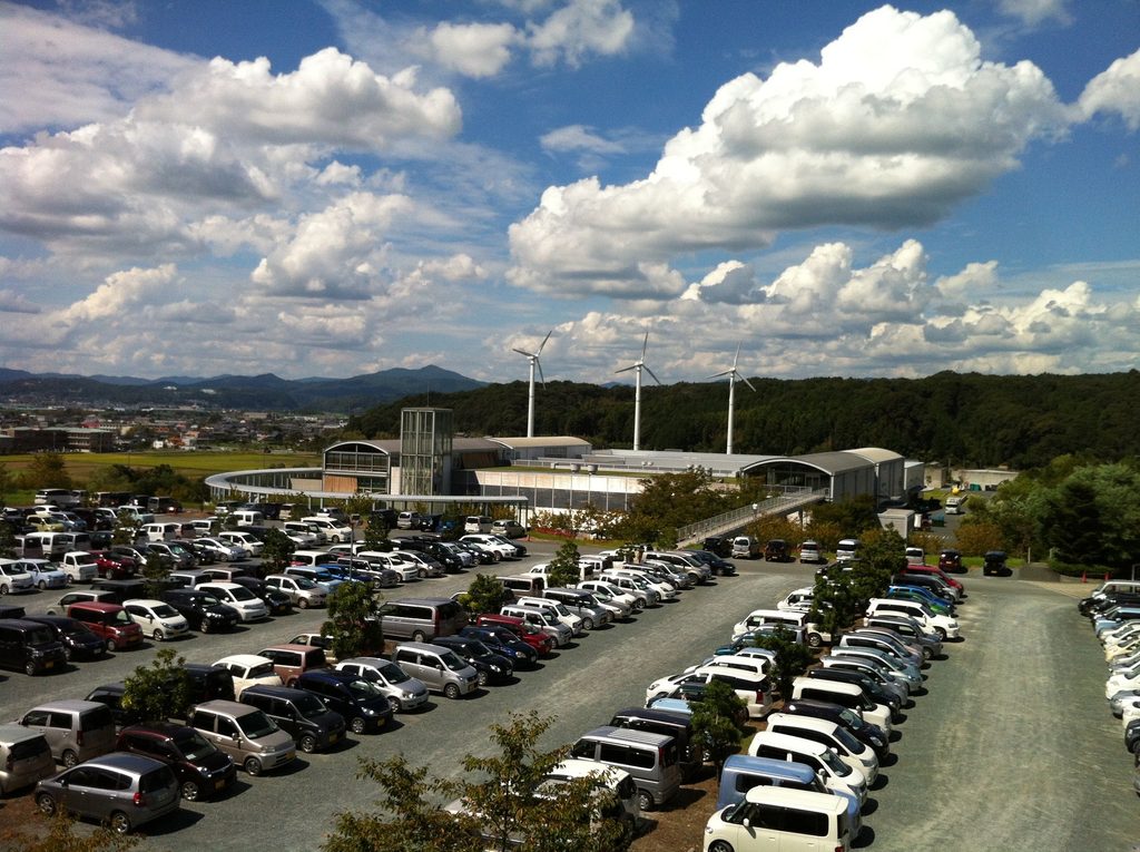 高所から見たロック・フィールド静岡ファクトリー全景 / Elevated view across the Rock Field Shizuoka Factory complex